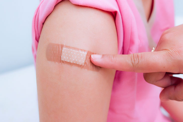 Swelling and pain at the injection site may be the side effects 