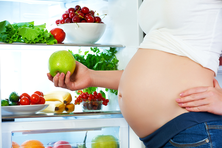 Consumption of green apple during pregnancy can relieve body aches