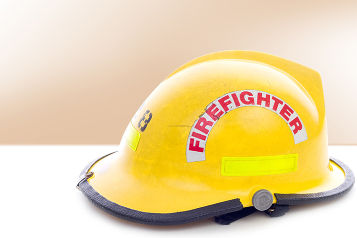 Fireman's helmet safety craft for preschoolers and kids
