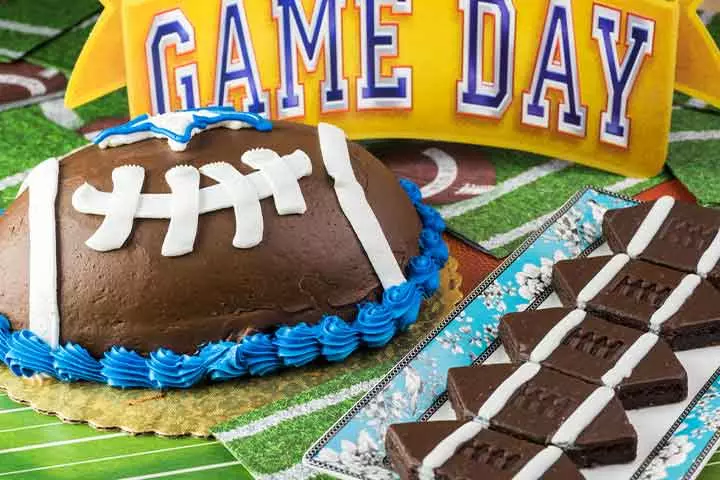 Football cake, teen birthday cake ideas