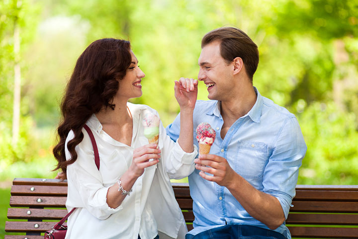 Ice cream date to tell your husband that you are pregnant