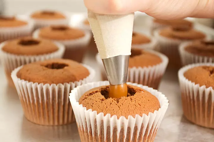 Caramel-filled cupcake recipe for kids