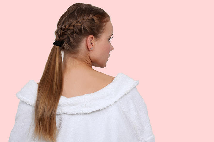 Side-braided hairstyle for school girls