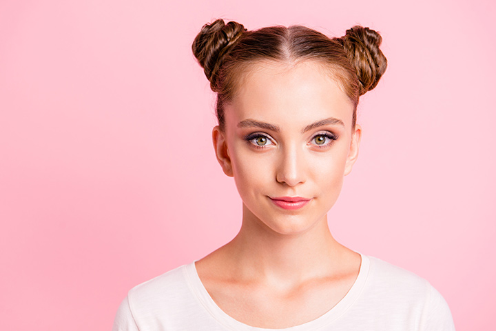 Space buns hairstyle for school girls