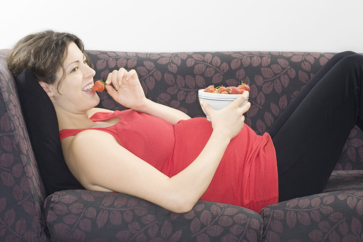 Résultat de recherche d'images pour "strawberry pregnant"
