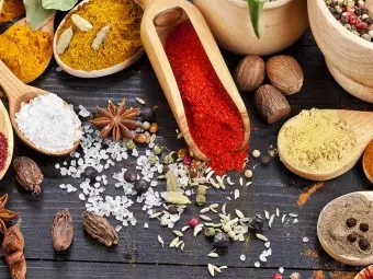 Top 10 Spices To Eat & Avoid During Pregnancy