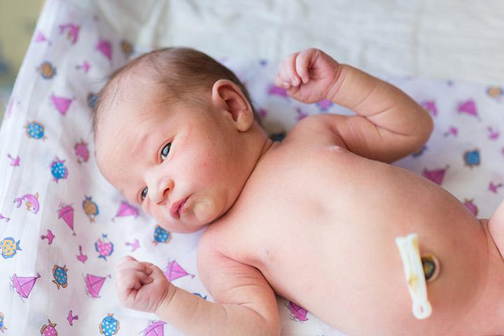 Bathing Baby After Cord Falls Off / Umbilical Cord | Important Facts About Umbilical Cord - Some don'ts for cord care include the following: