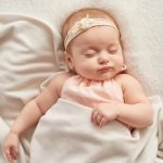 10 Best Sleep Cues For Your Baby
