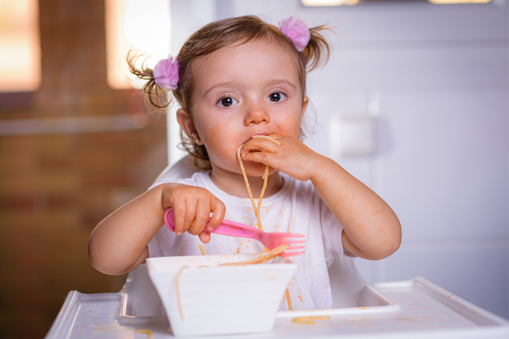 A 20-month-old baby can be fed pasta
