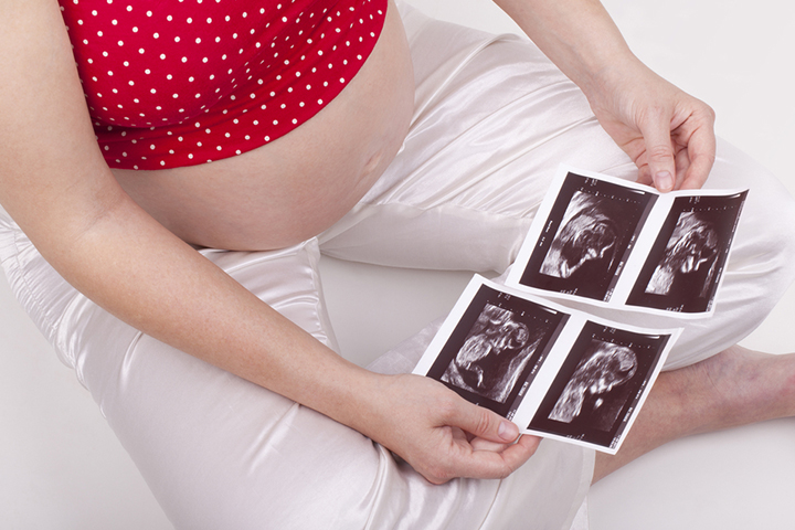 A growth scan is essential in multiple-baby pregnancies
