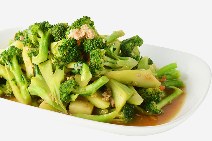 Broccoli and baby corn stir-fry recipe for pregnant women
