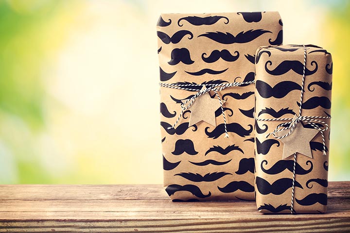 Themed gift wrap father's day activity for kids
