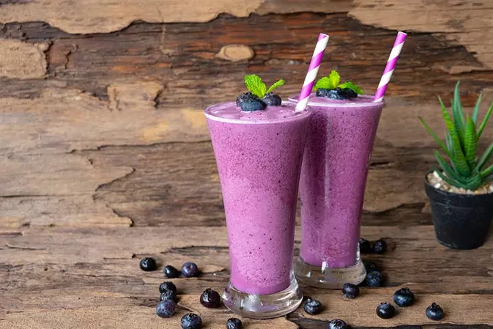 Fruity smoothie healthy breakfast ideas for teens