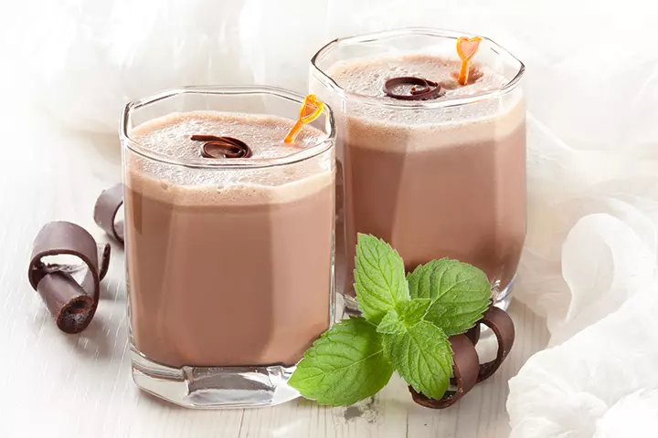 Icy chocolate milkshake for baby shower mocktail recipe