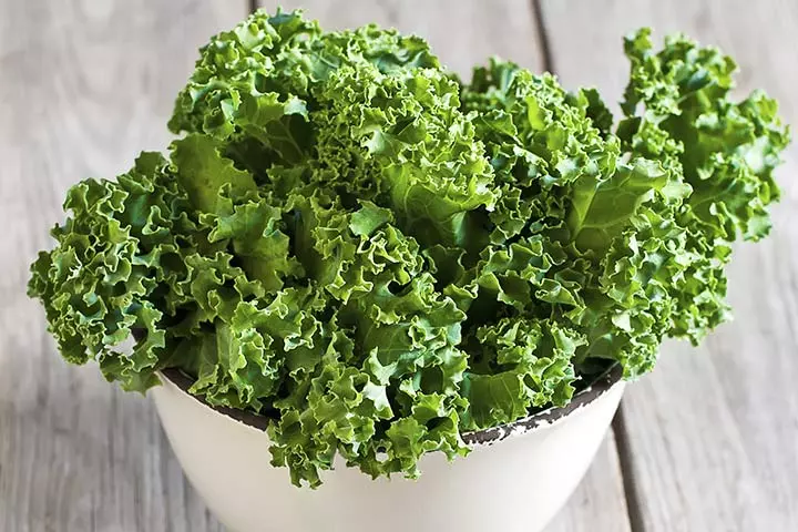 Kale and calcium rich foods during pregnancy