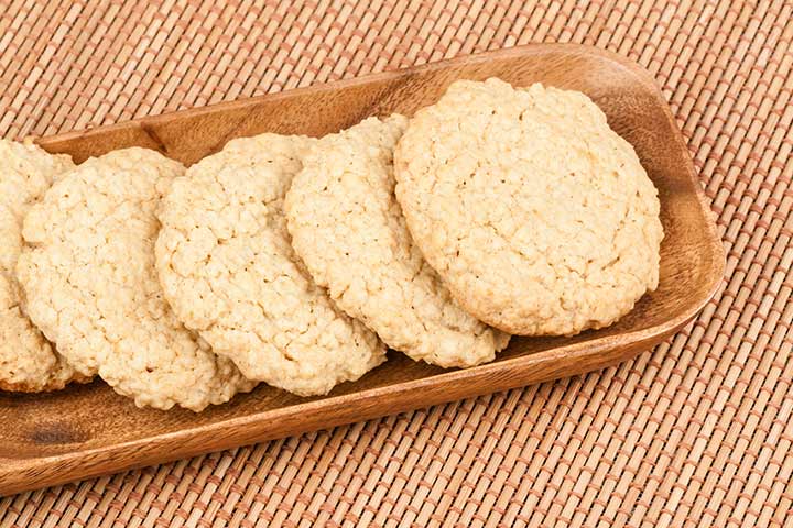 Oatmeal cookies breakfast recipe for toddlers