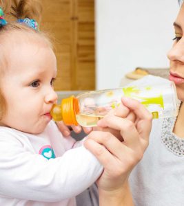 7 Symptoms Of Dehydration In Toddlers, Causes And Treatment