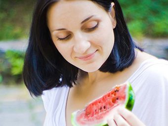9 Healthy Reasons To Eat More Watermelon During Pregnancy