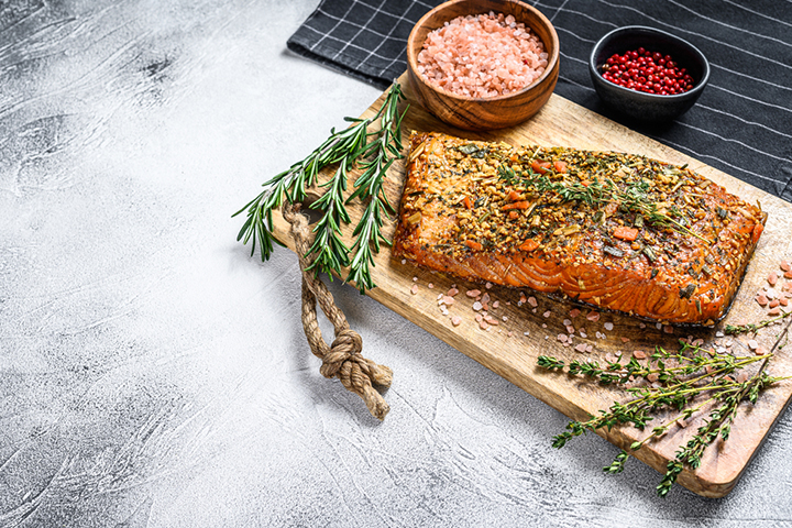 Consuming hot-smoked salmon in pregnancy is safe
