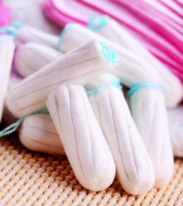 How To Teach Your Daughter To Use A Tampon?