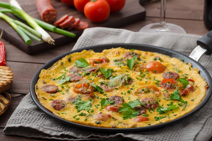 Tomato and herb omelet dinner idea for teens