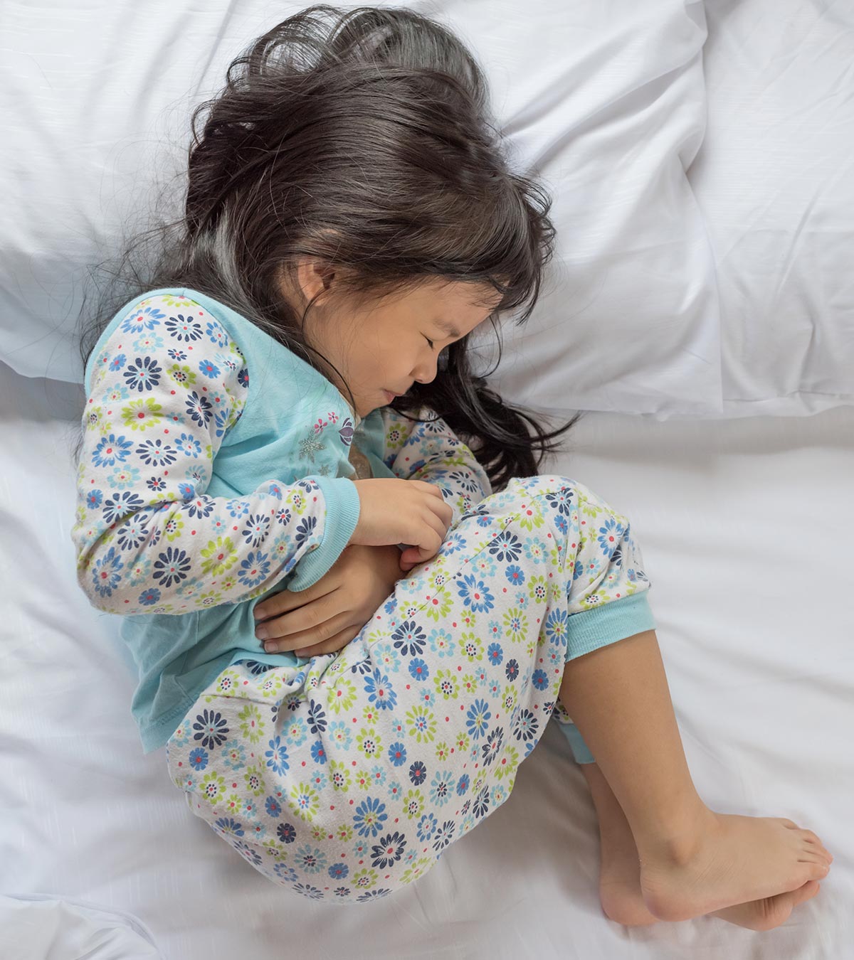 Worm Infections In Children: Symptoms, Treatment & Remedies