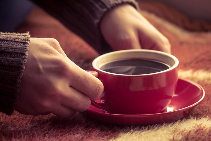 Can You Drink Decaf Coffee While Breastfeeding 