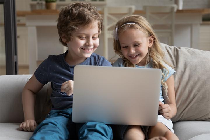 Protect your child from strangers online — Digital Families Counselling