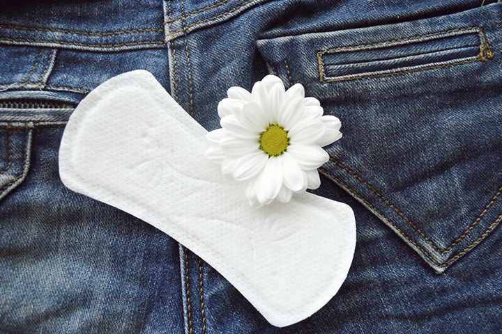 Panty liners can absorb the vaginal discharge.