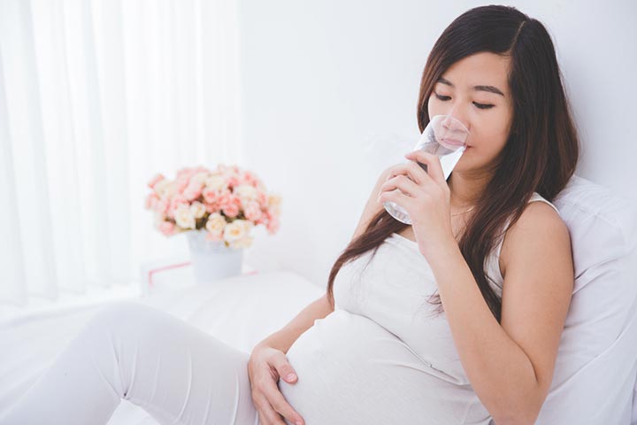 Pregnant women on acyclovir should drink ample water