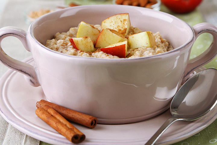Apple cinnamon overnight oats meal during pregnancy