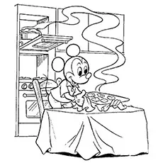 Mickey Mouse baking cookies coloring page
