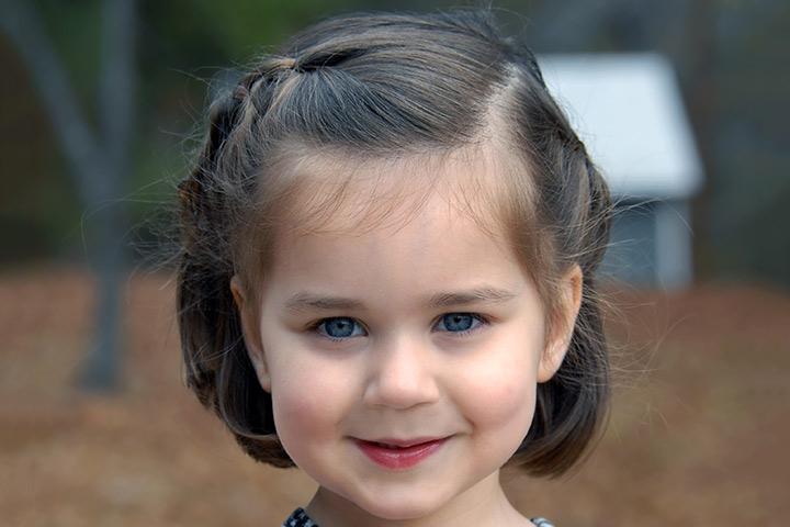 Image of Indian Girl Child With Expression on Face-RB066914-Picxy