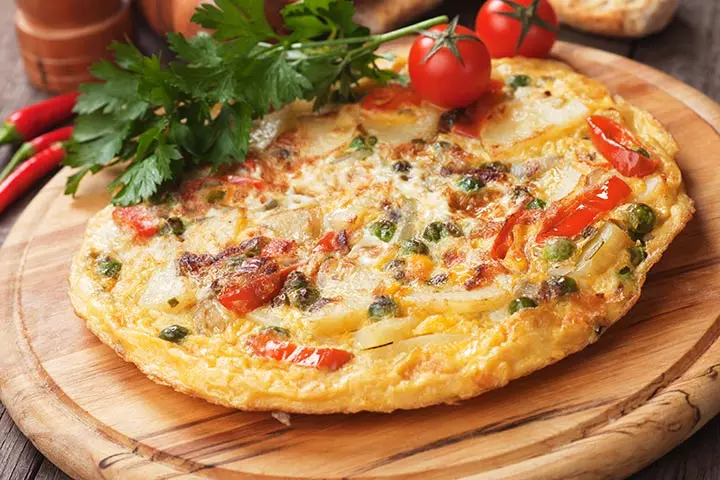 Spanish omelet with peppers, healthy meal during pregnancy