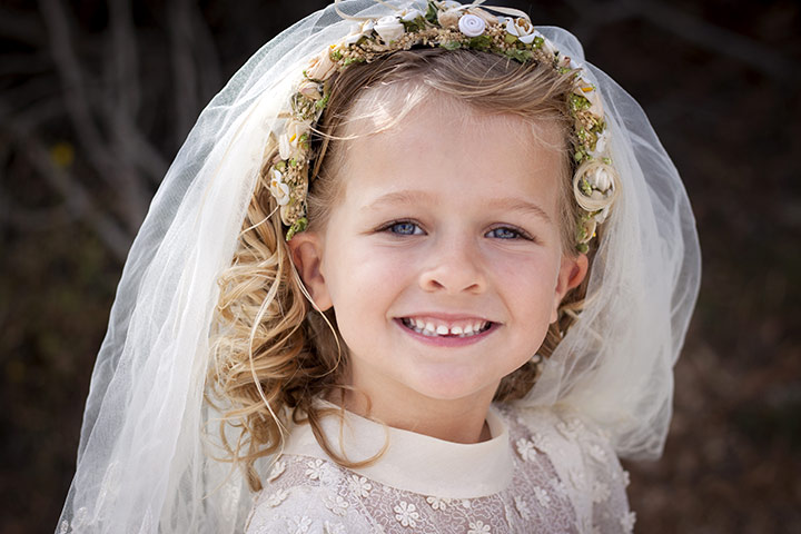Veil hairstyle for kids