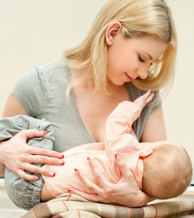 https://cdn2.momjunction.com/wp-content/uploads/2015/09/Chicken-Pox-While-BreastfeedingCauses-Symptoms-Treatments-624x702.jpg