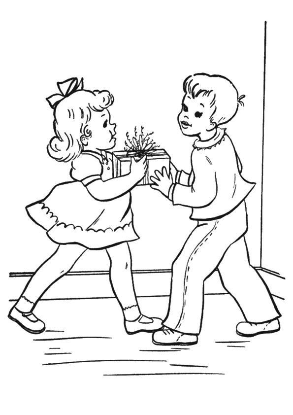 Children-Exchanging-Gifts