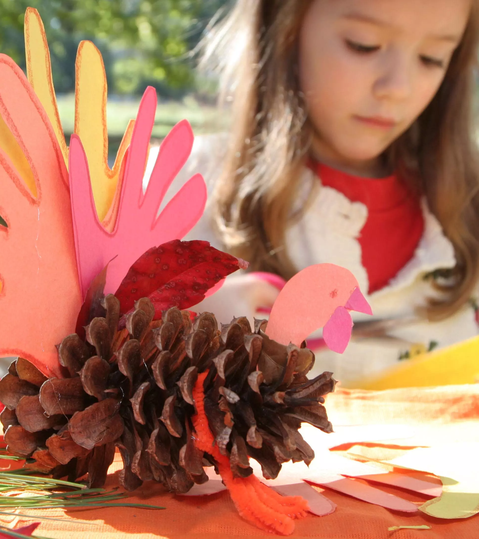 Use creative Thanksgiving craft ideas for souvenirs or festive gifts to impress your loved ones.