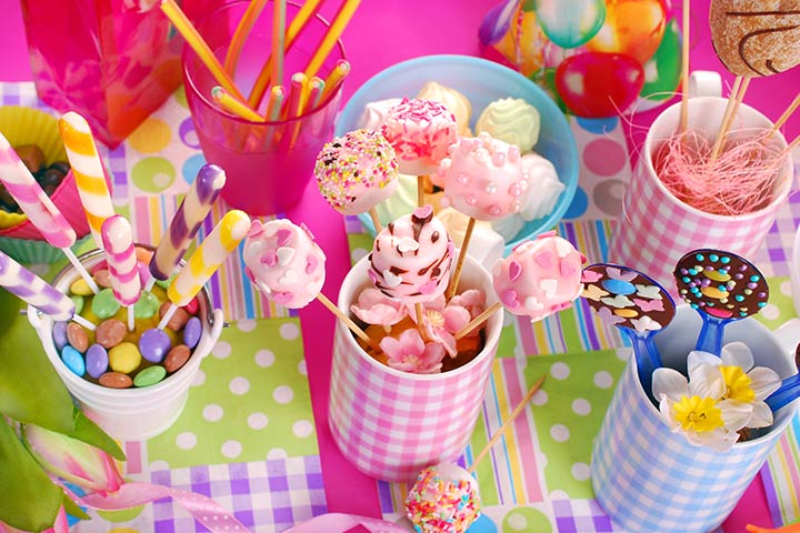 Candy shop themed tween birthday party game