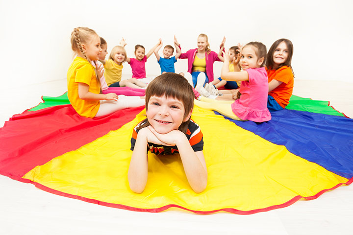Color quiz parachute games for kids
