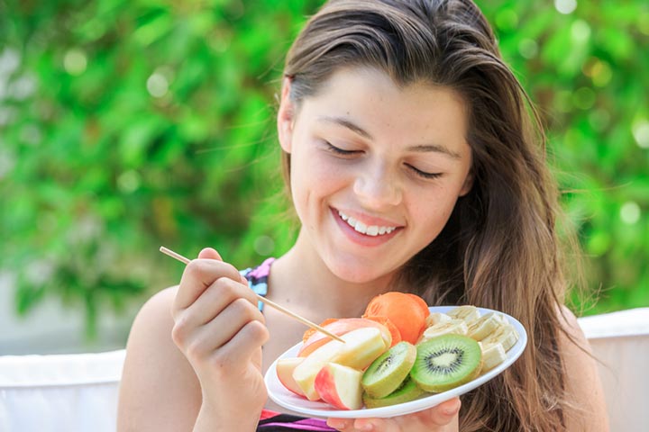 Following a healthy diet helps maintain nutritional status