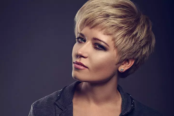 Razor cut pixie hairstyle for teenage girls