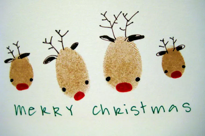 A Reindeer fingerprint Christmas craft for toddlers