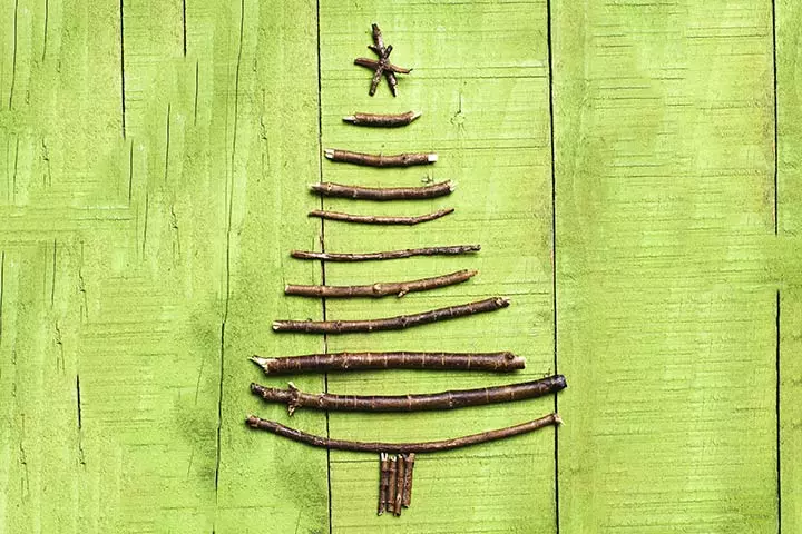 Branched up tree Christmas craft for toddlers