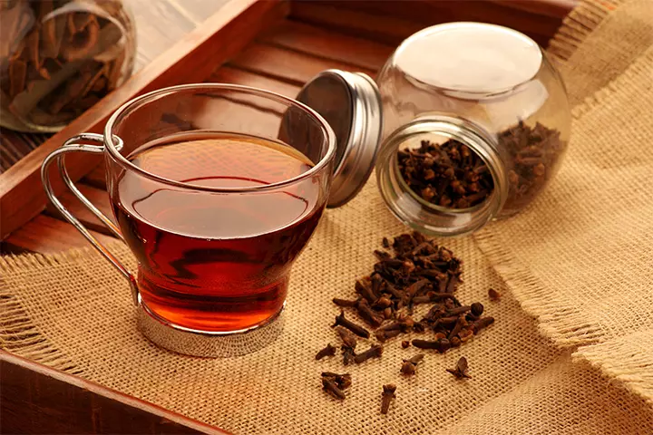Cloves can soothe the feeling of vomiting and nausea during pregnancy 