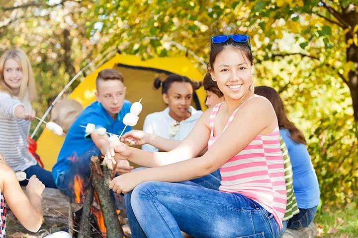 Make campfire scones Summer camp activity for kids