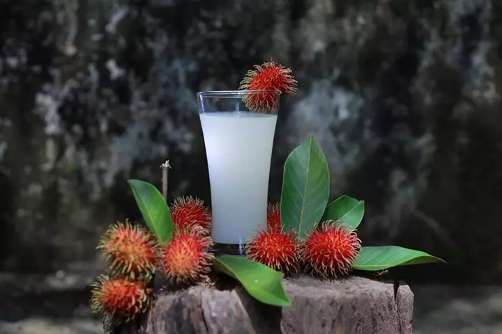 Rambutan juice can be a refreshing summer drink.