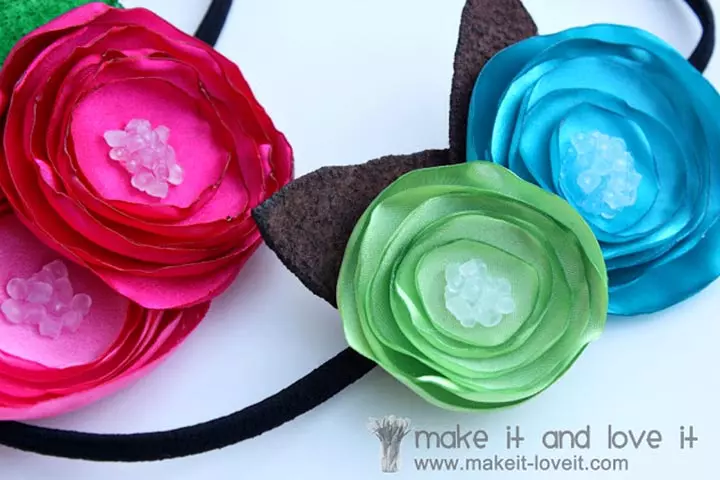 Satin flower headbands as Christmas gift for kids