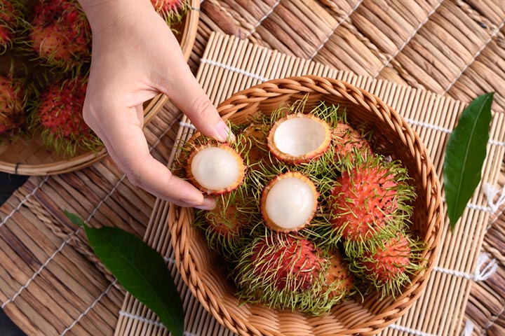 You may have rambutan in small quantities during pregnancy.