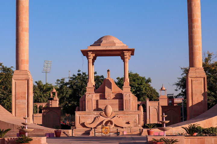 Khelne Wala Online Game - Top  Best University in Jaipur
